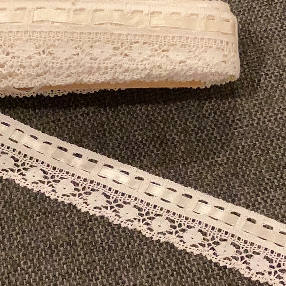 ASSORT 50+ YDS  VINTAGE TRIMS - Picture 6 of 7